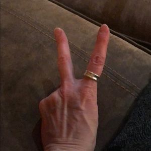 Meet your Posher, Kara